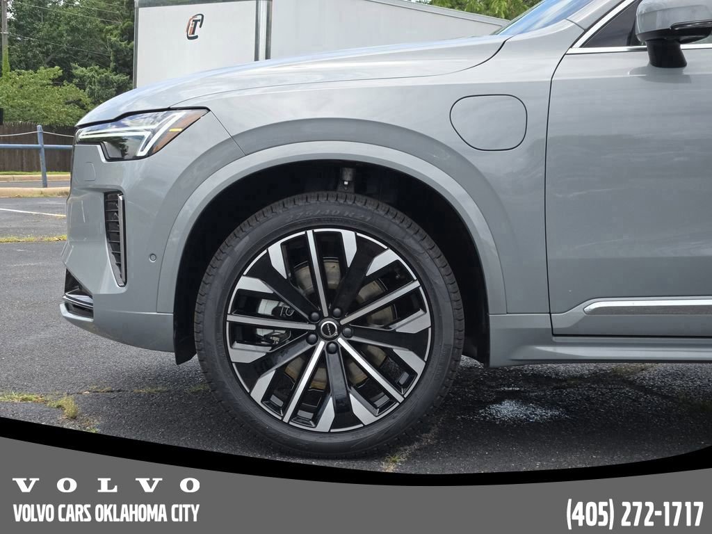 New 2026 Volvo XC90 T8 Plus image 8