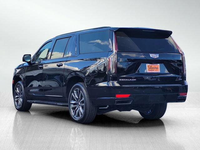 Used 2023 Cadillac Escalade ESV Sport AWD/4WD image 7