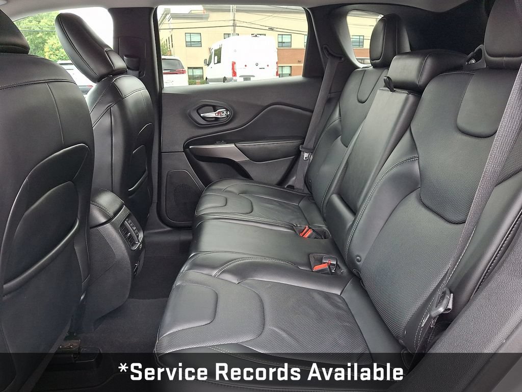 Used 2019 Jeep Cherokee Limited AWD/4WD image 13