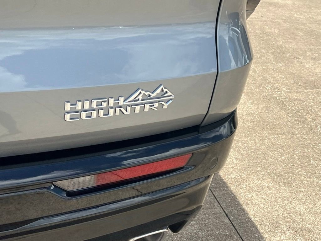 New 2026 Chevrolet Traverse High Country image 11