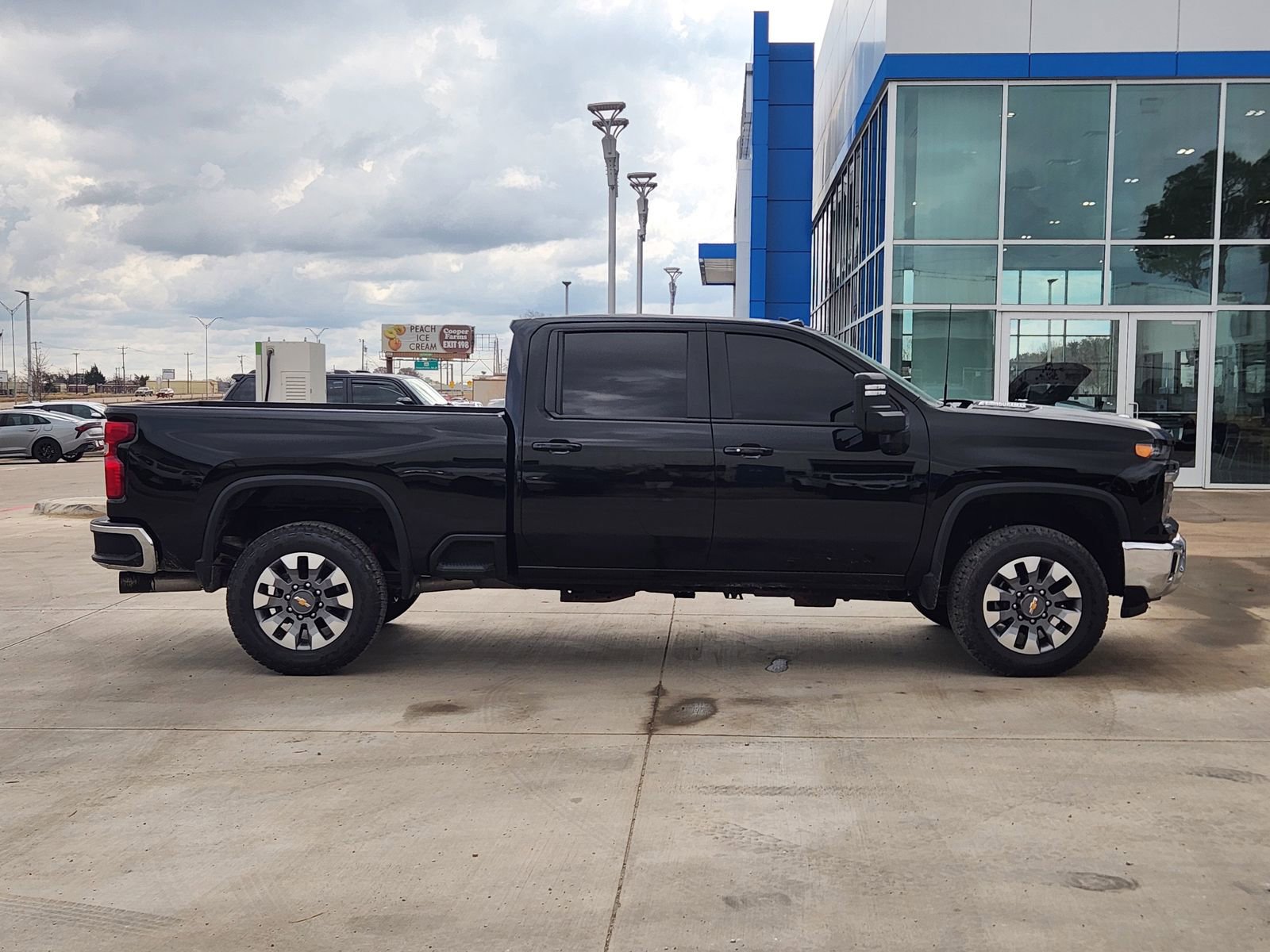 New 2025 Chevrolet Silverado 2500 LT w/ Texas Edition AWD/4WD image 7