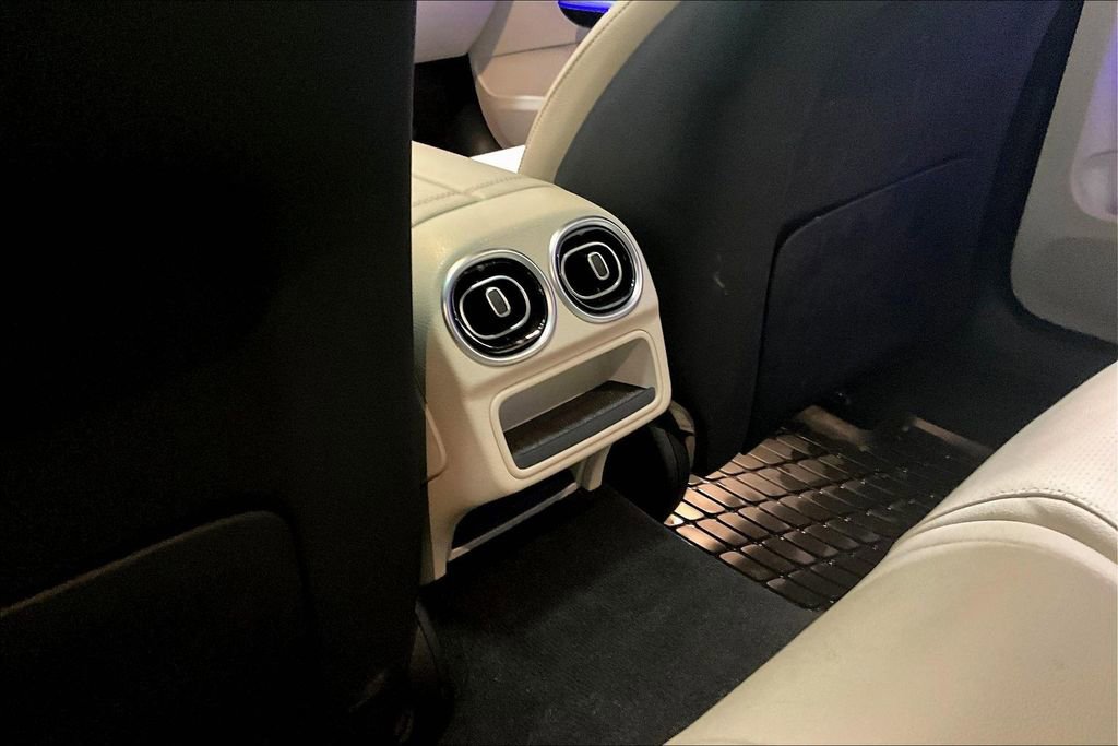 Used 2022 Mercedes-Benz C 300 4MATIC Sedan image 10