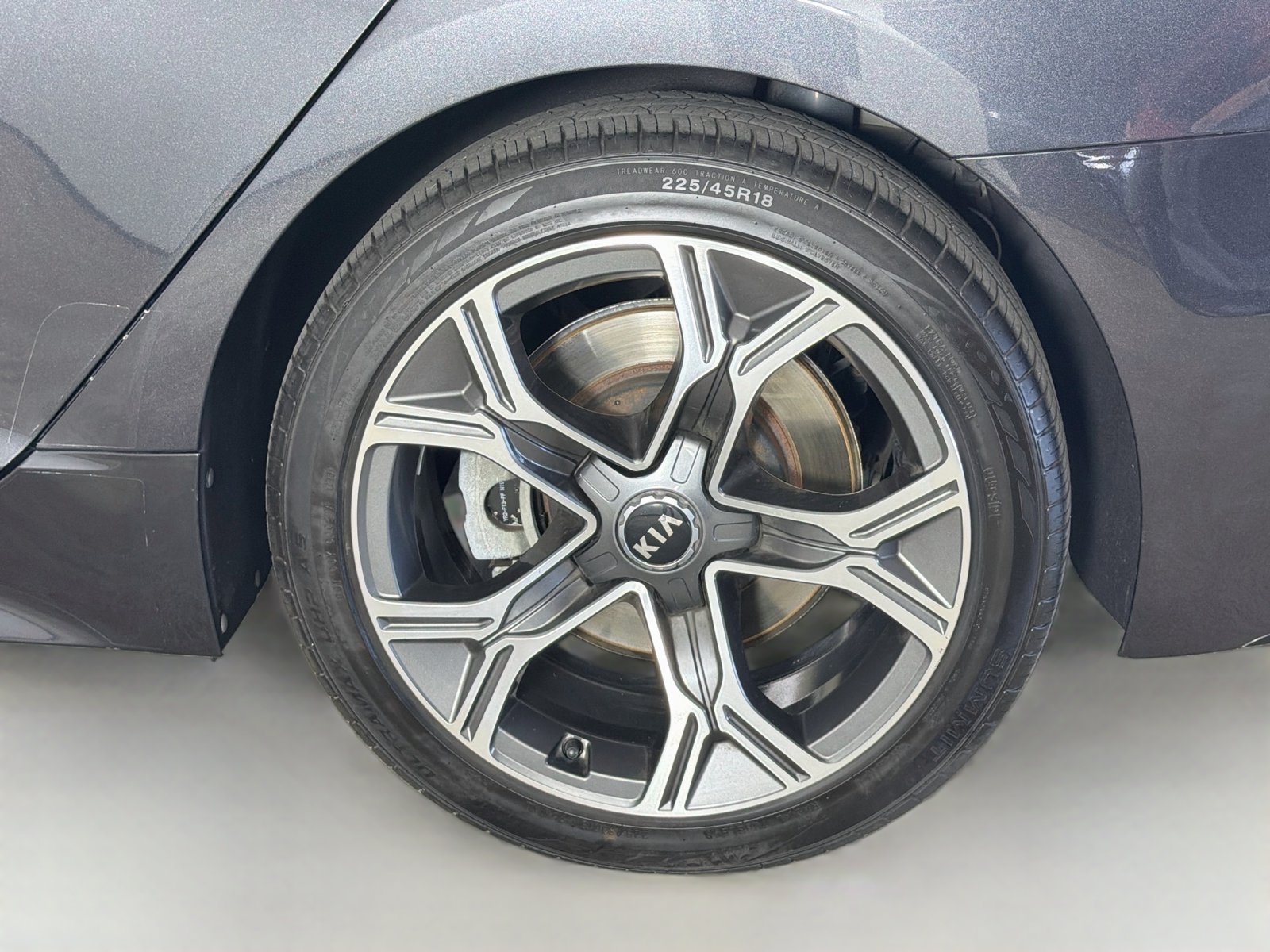 Used 2020 Kia Stinger GT-Line RWD image 29