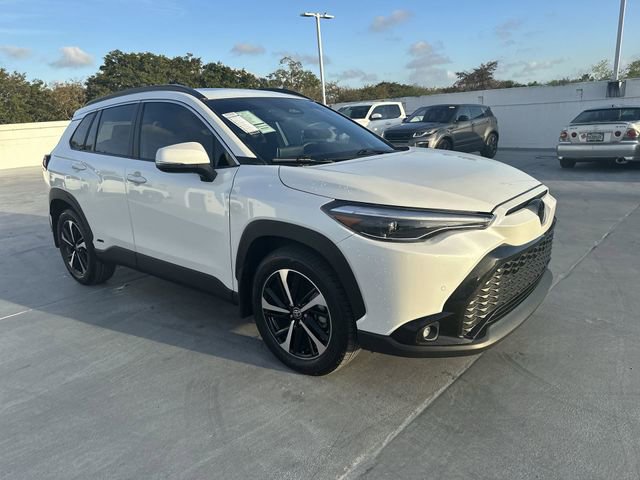 Used 2024 Toyota Corolla Cross XSE w/ Convenience Package image 19