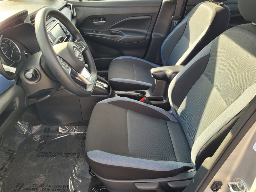 New 2025 Nissan Versa SV w/ Trunk Package image 8