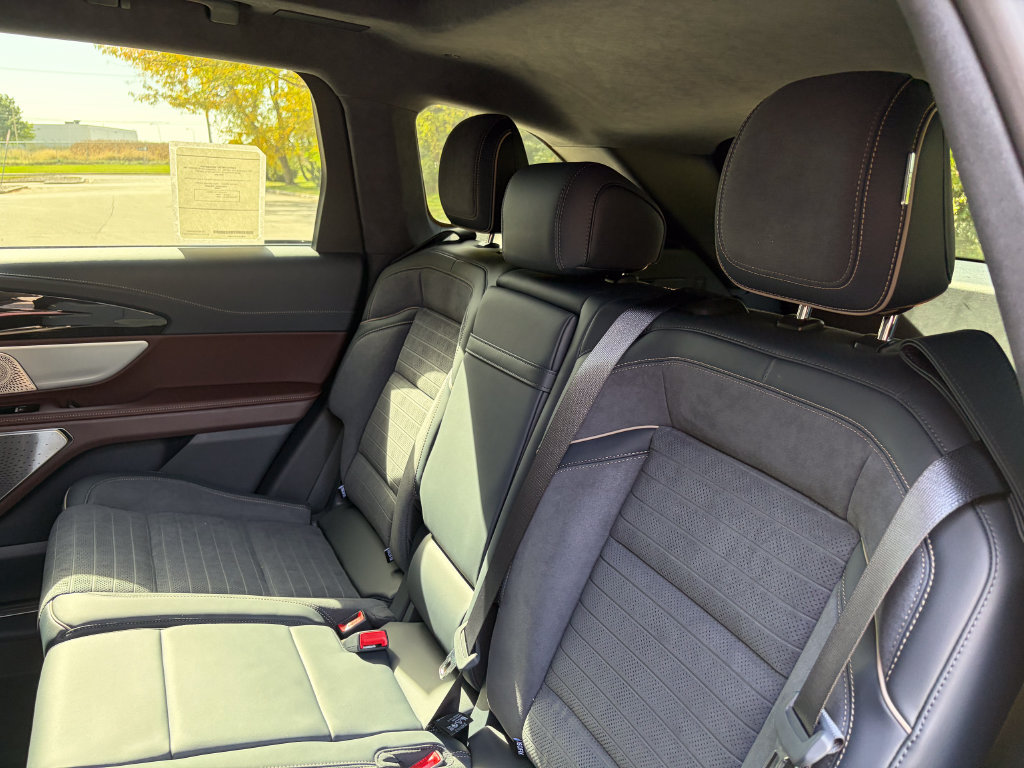 New 2026 Lincoln Nautilus Black Label AWD/4WD image 19