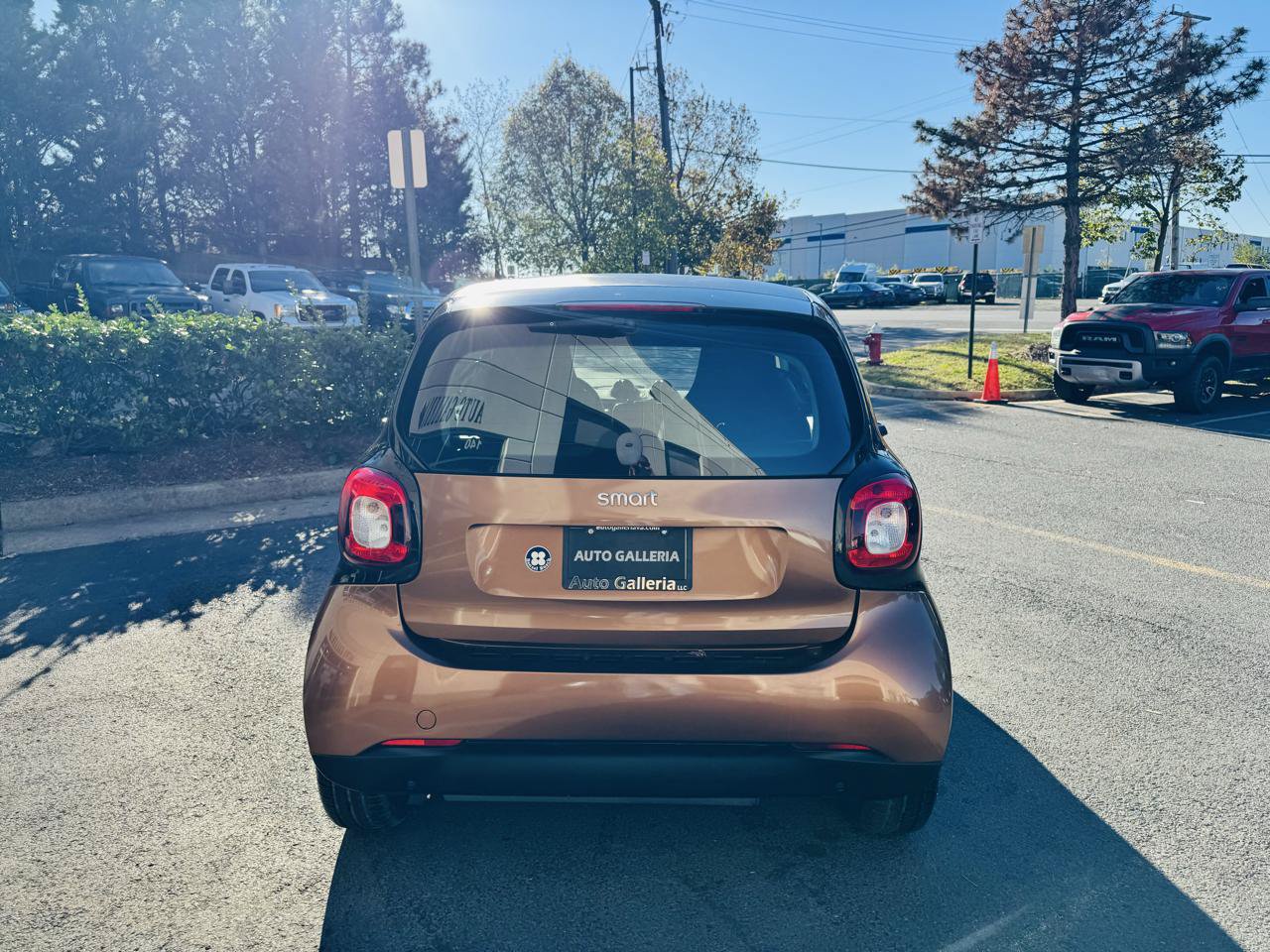 Used 2016 smart fortwo passion RWD image 19