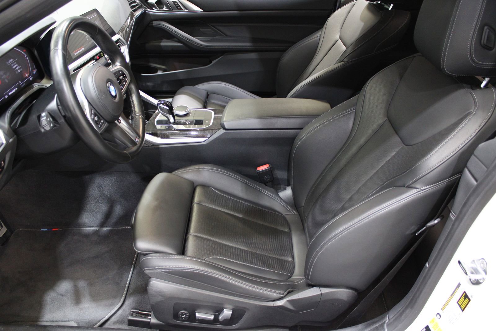 Used 2022 BMW M440i Coupe w/ Premium Package image 21