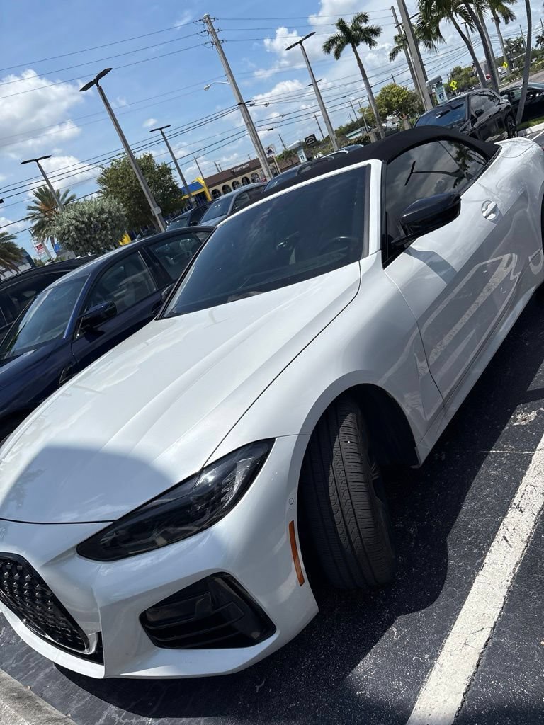 Used 2024 BMW M440i Convertible w/ Premium Package RWD image 10