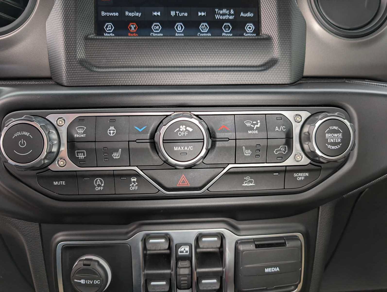 Used 2022 Jeep Wrangler Unlimited Sport AWD/4WD image 33