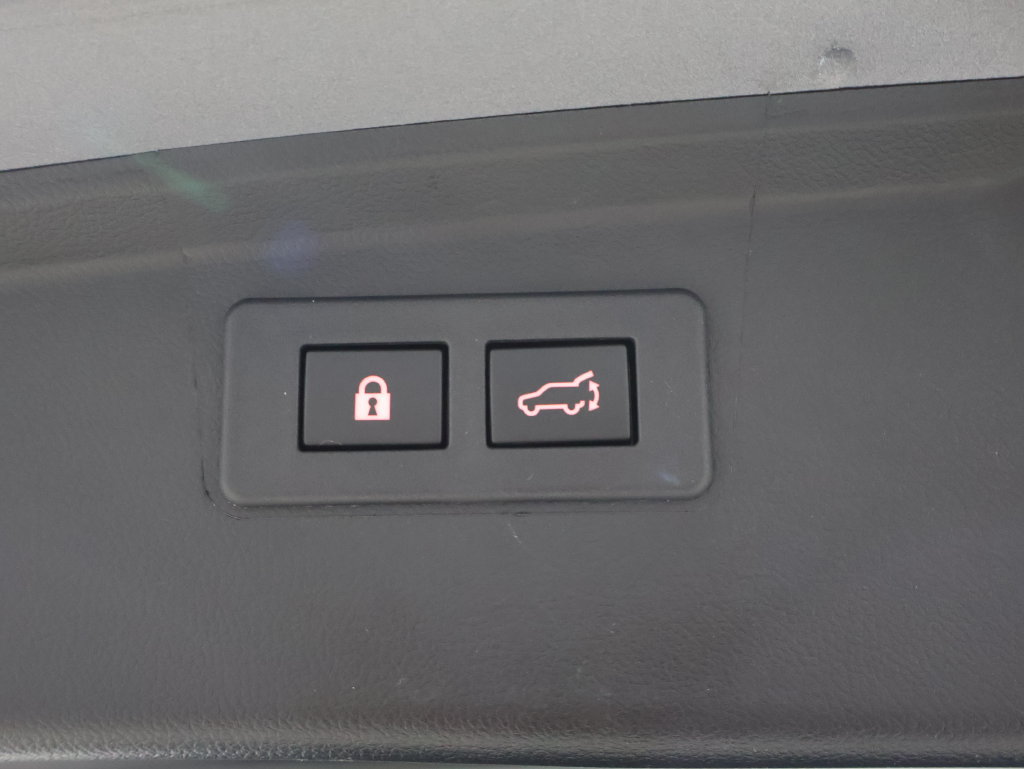 Used 2025 Subaru Outback Premium AWD/4WD image 20