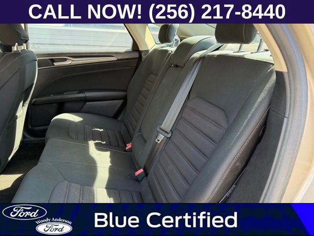 Used 2018 Ford Fusion SE w/ Fusion SE Technology Package FWD image 10