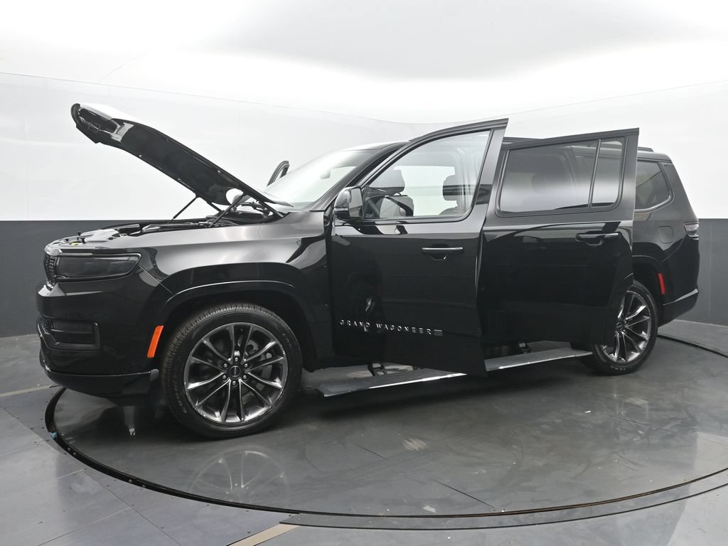 Used 2024 Jeep Grand Wagoneer Series II Obsidian w/ Quick Order Packagew 28T AWD/4WD image 65