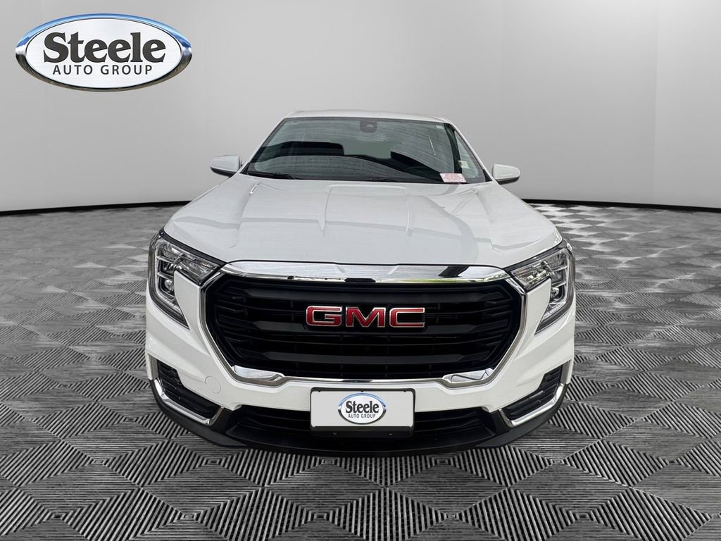 Used 2023 GMC Terrain SLE FWD image 8