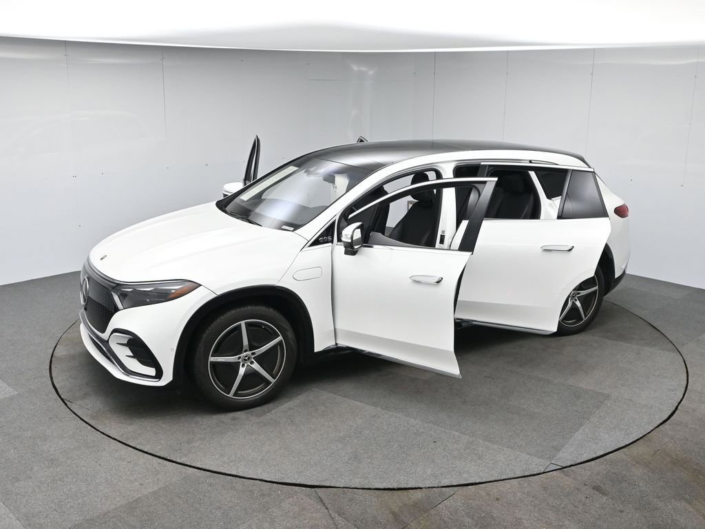 Used 2023 Mercedes-Benz EQS 580 4MATIC SUV image 79