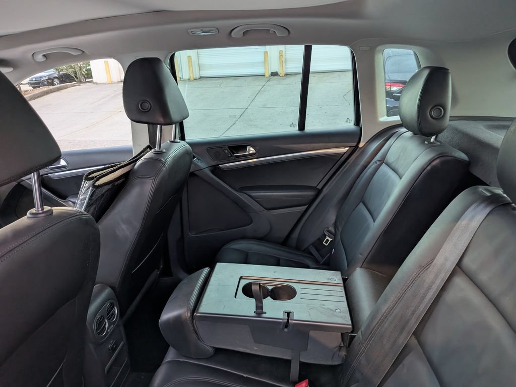 Used 2012 Volkswagen Tiguan SEL FWD image 9