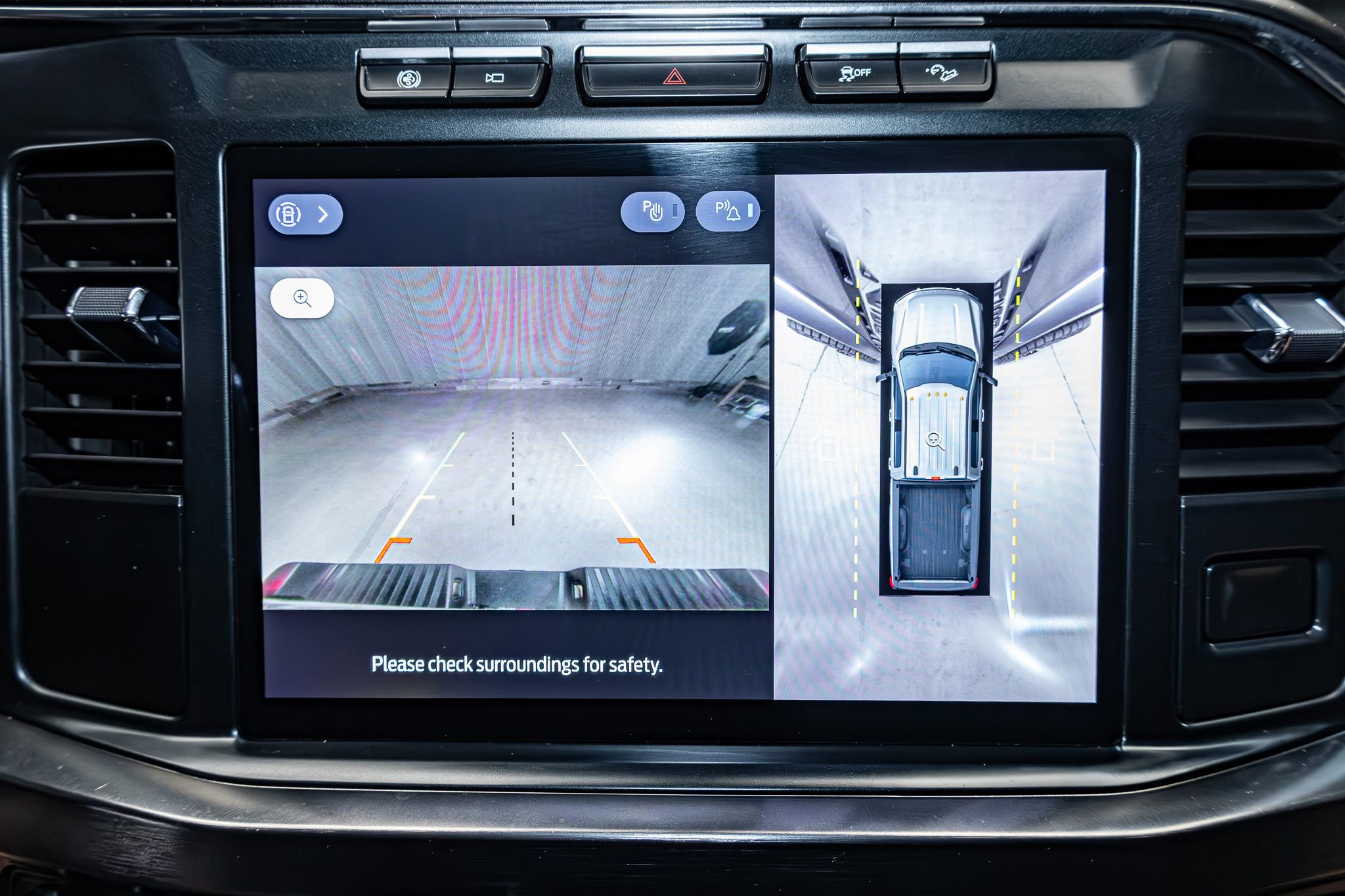 Used 2024 Ford F450 Lariat w/ FX4 Off-Road Package image 20