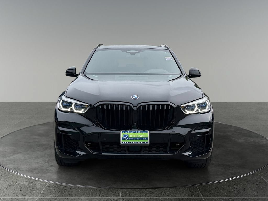 Used 2022 BMW X5 M50i w/ Executive Package AWD/4WD image 2
