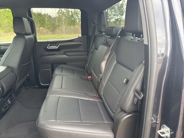 Used 2025 GMC Sierra 1500 SLT image 14