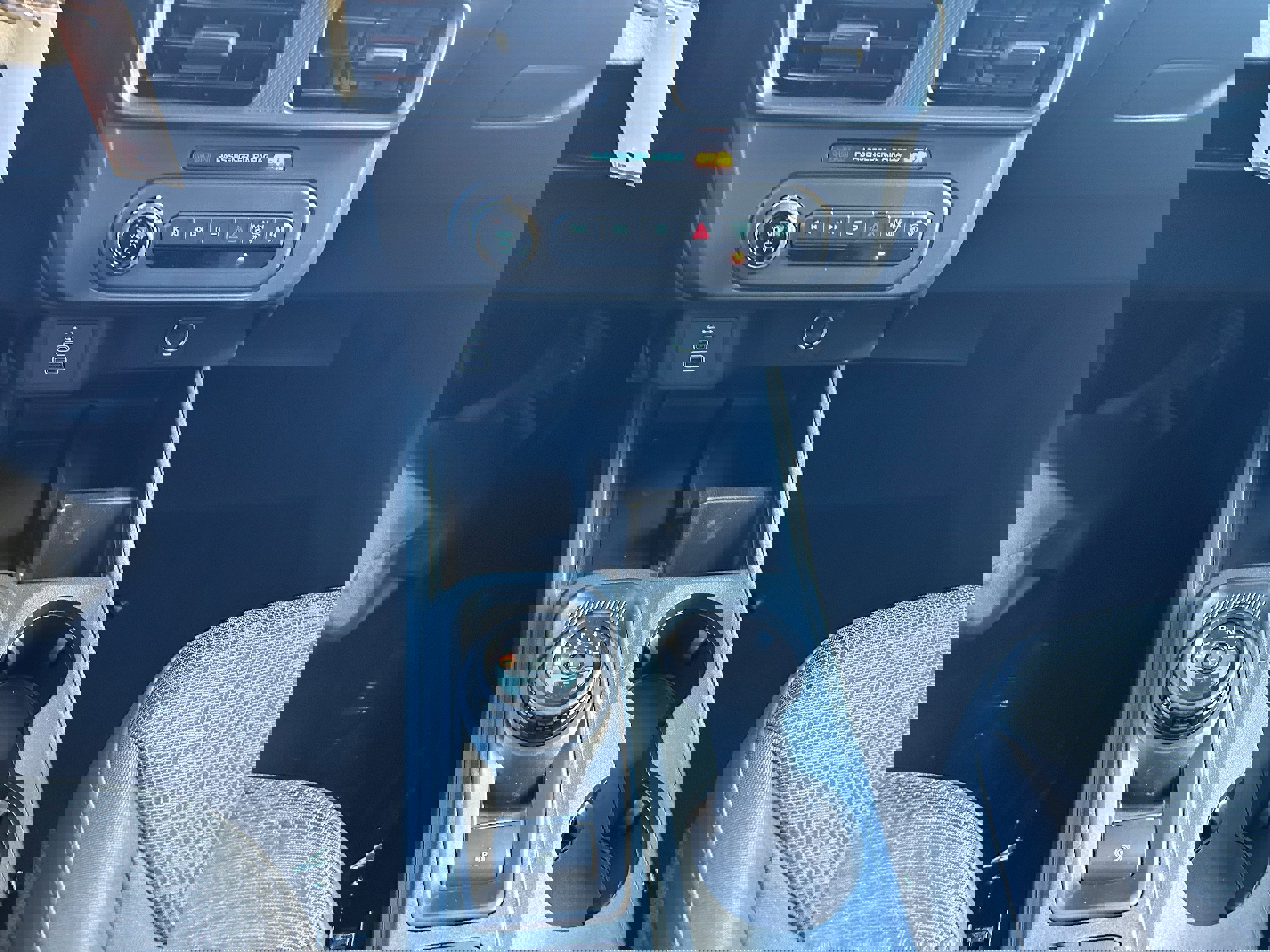 New 2025 Ford Maverick XL w/ Equipment Group 101A image 20