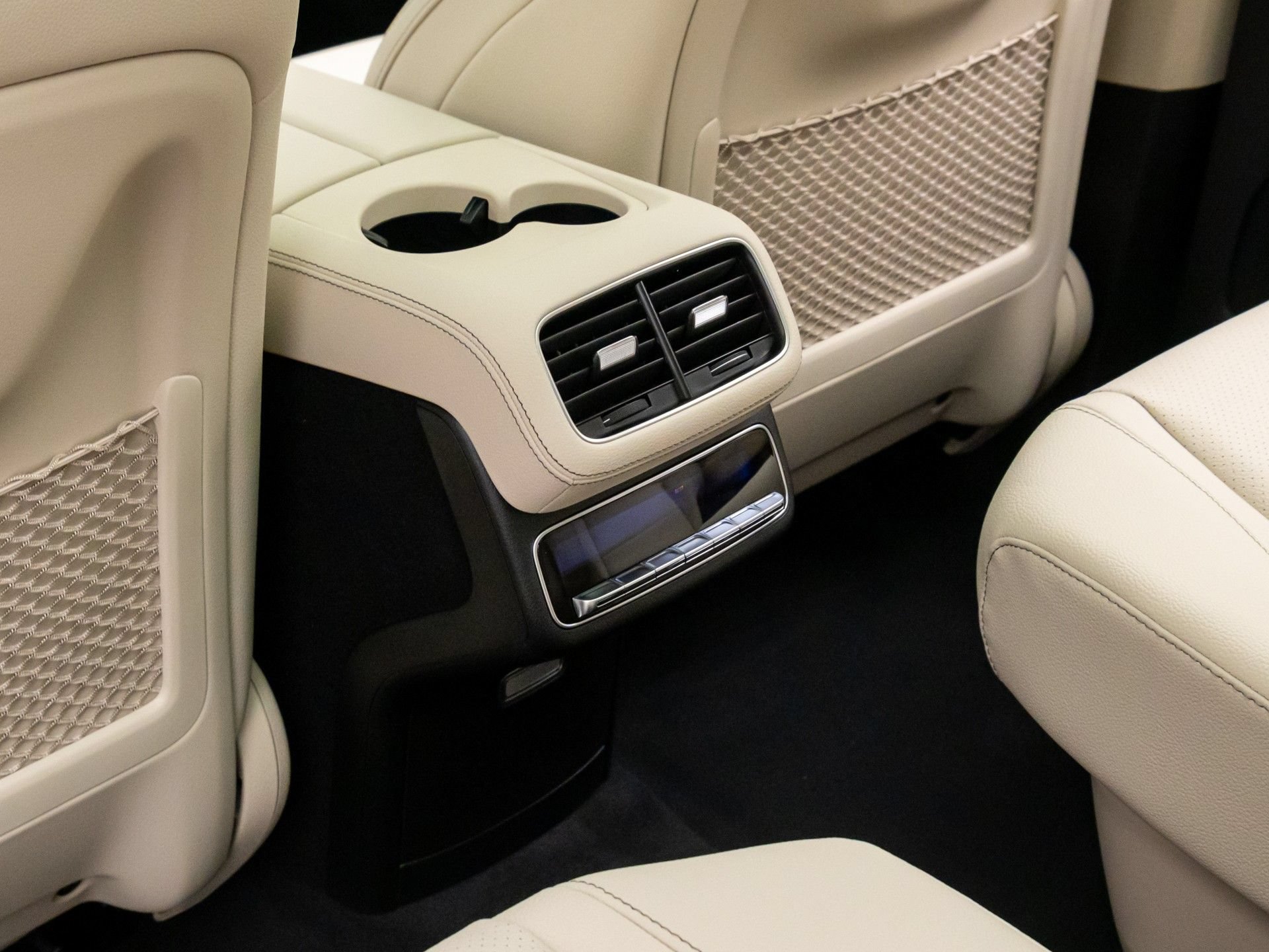 New 2026 Mercedes-Benz GLS 450 4MATIC image 18