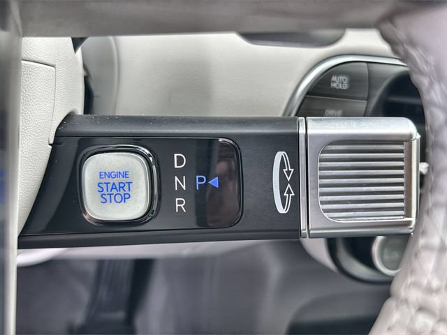 Used 2026 Hyundai Palisade SEL FWD image 15