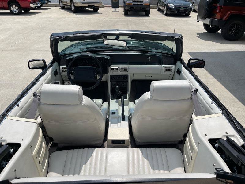 Used 1990 Ford Mustang LX RWD image 25
