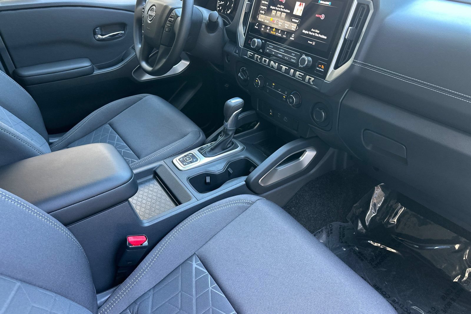 New 2026 Nissan Frontier SV w/ Tow Package AWD/4WD image 17