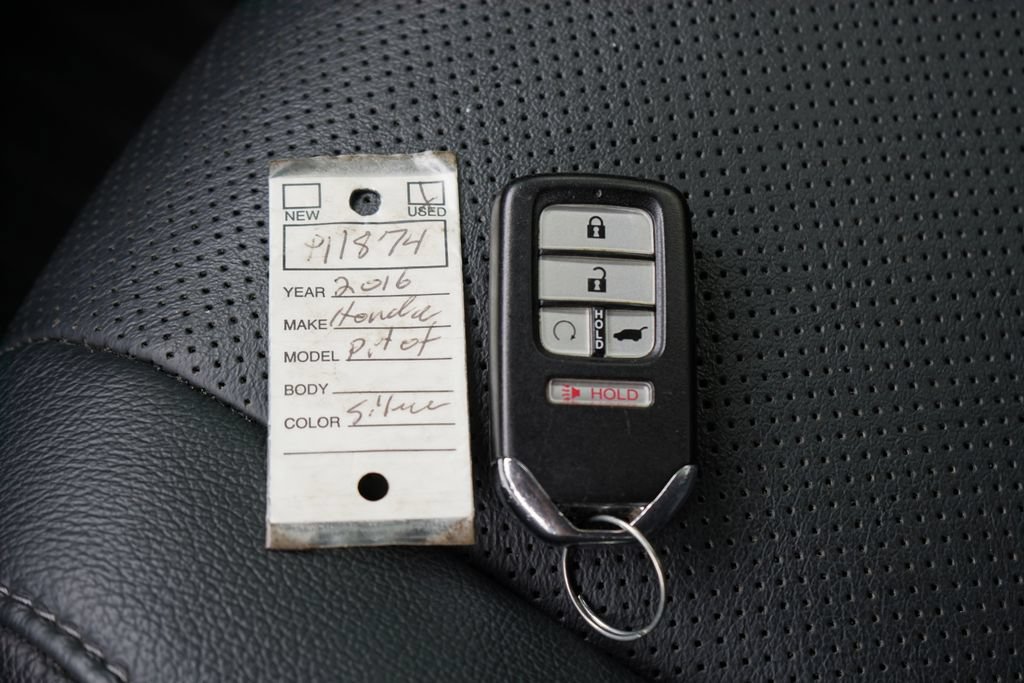 Used 2016 Honda Pilot Elite image 36