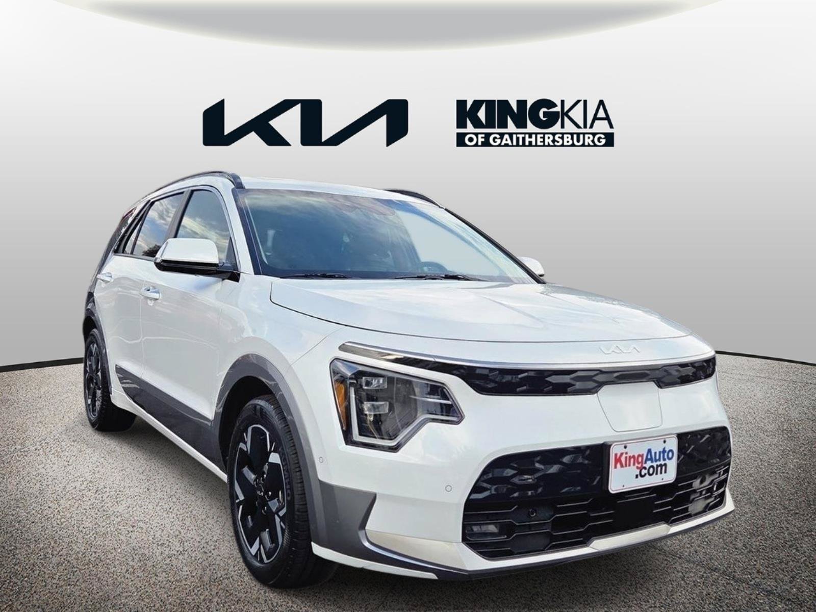 Certified 2023 Kia Niro Wave w/ Wave Preserve Package FWD image 1