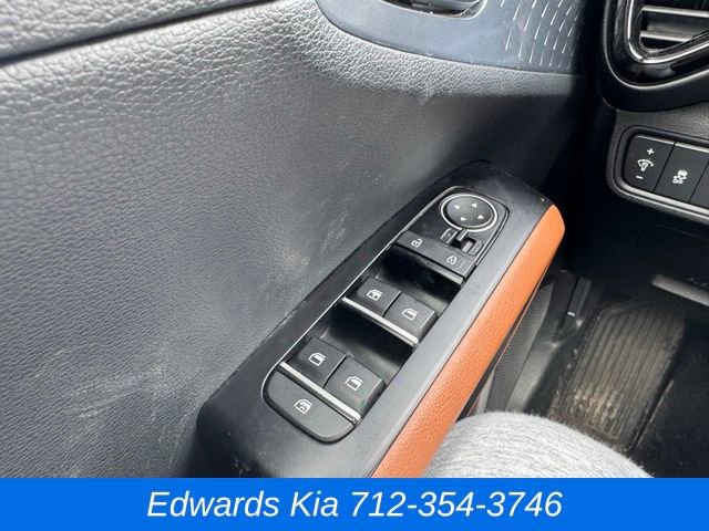 Used 2025 Kia Soul EX image 23