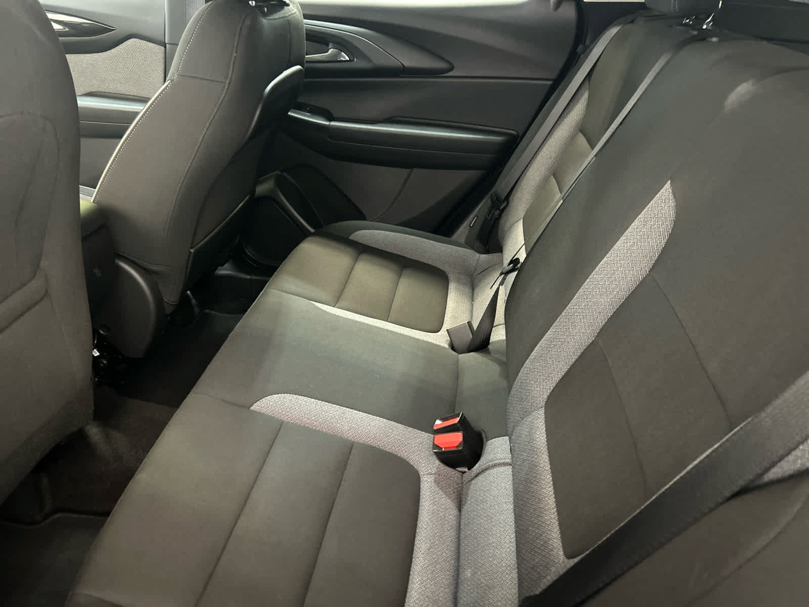 Used 2025 Chevrolet TrailBlazer LT AWD/4WD image 9
