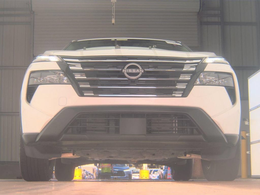Certified 2026 Nissan Rogue SV w/ Cold Weather Package AWD/4WD image 6