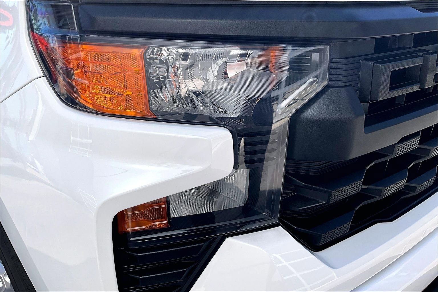 Used 2025 Chevrolet Silverado 1500 Custom w/ LPO, Dark Essentials Package image 28