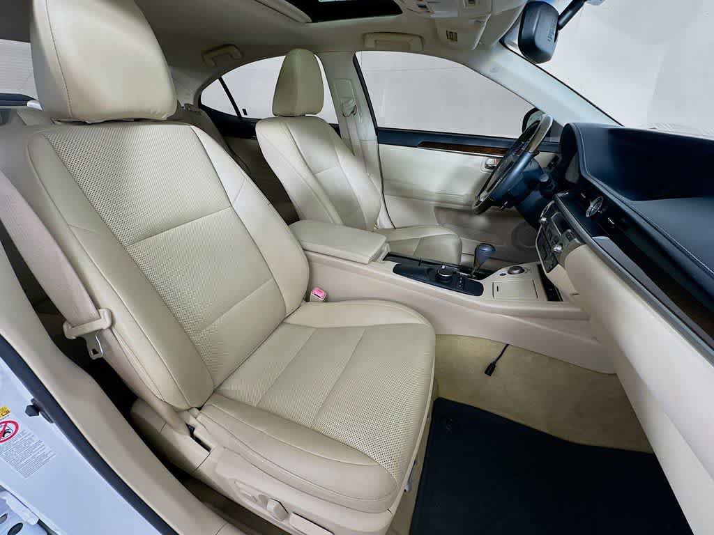 Used 2015 Lexus ES 350 w/ Premium Package FWD image 15