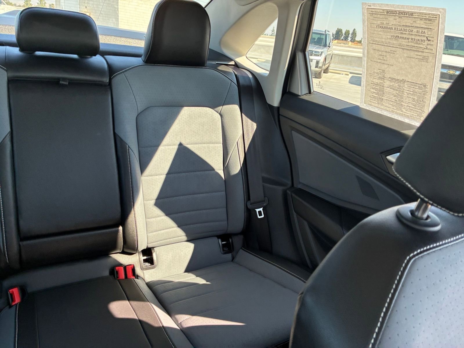 Used 2025 Volkswagen Jetta SE image 35