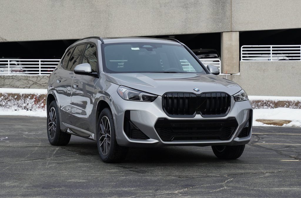 Used 2026 BMW X1 xDrive28i w/ Technology Package AWD/4WD video 1