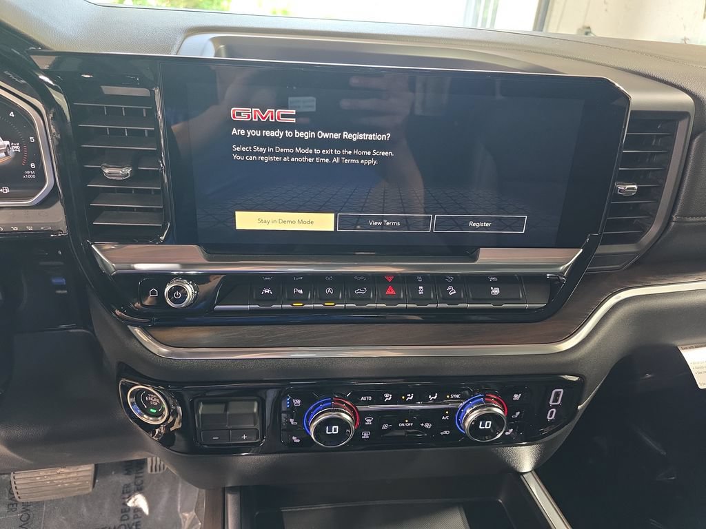 New 2026 GMC Sierra 1500 SLT w/ SLT Premium Plus Package AWD/4WD image 19