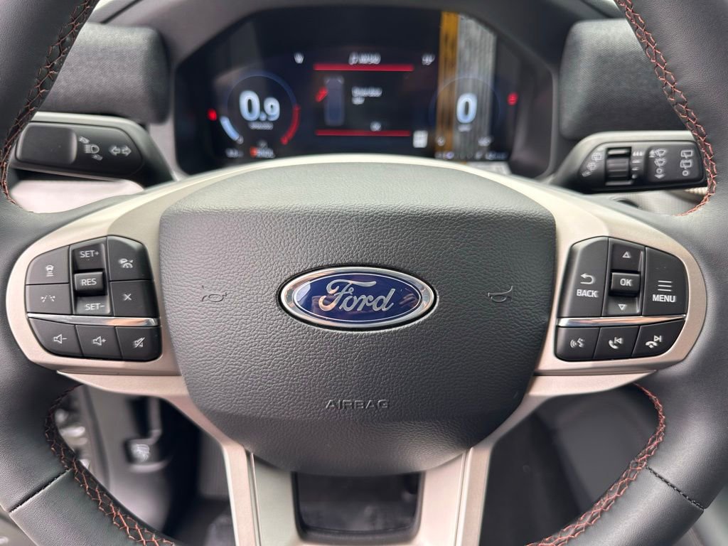 New 2026 Ford Explorer Active image 24