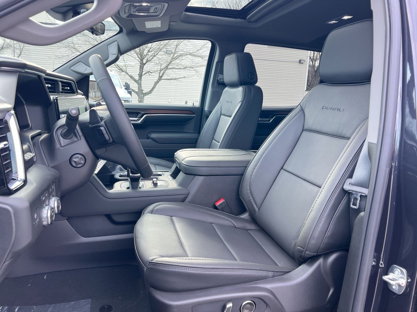 New 2026 GMC Sierra 1500 Denali w/ Denali Reserve Package image 11