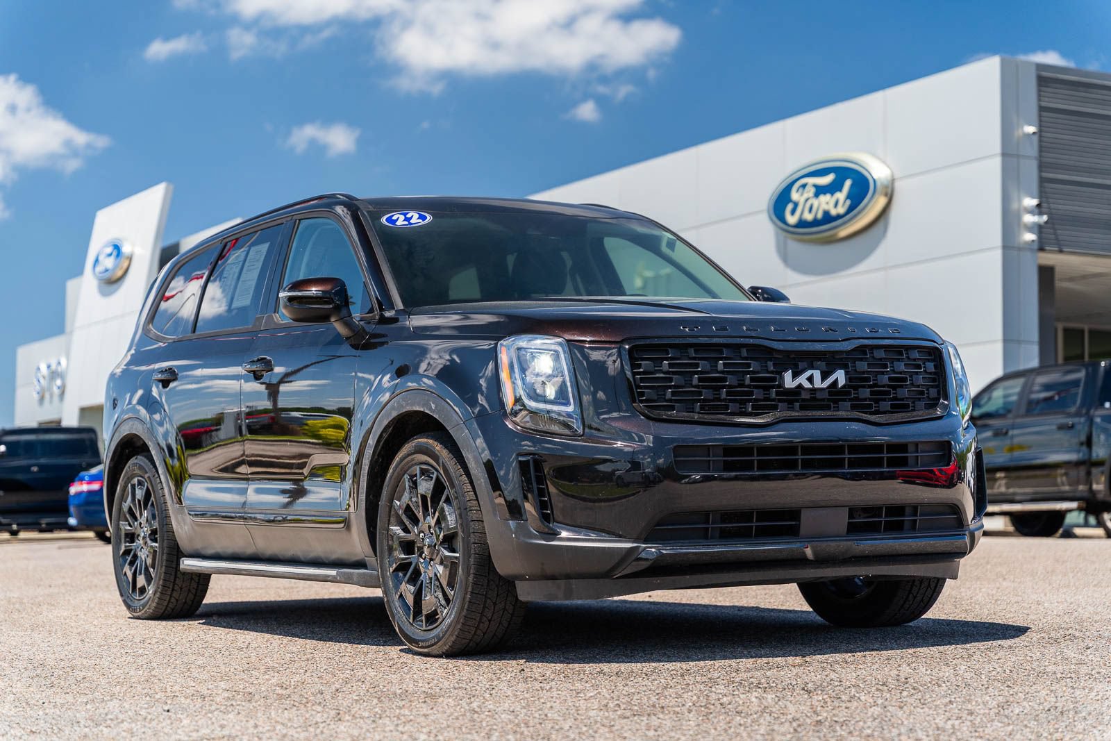 Used 2022 Kia Telluride EX w/ EX Premium Package AWD/4WD image 1