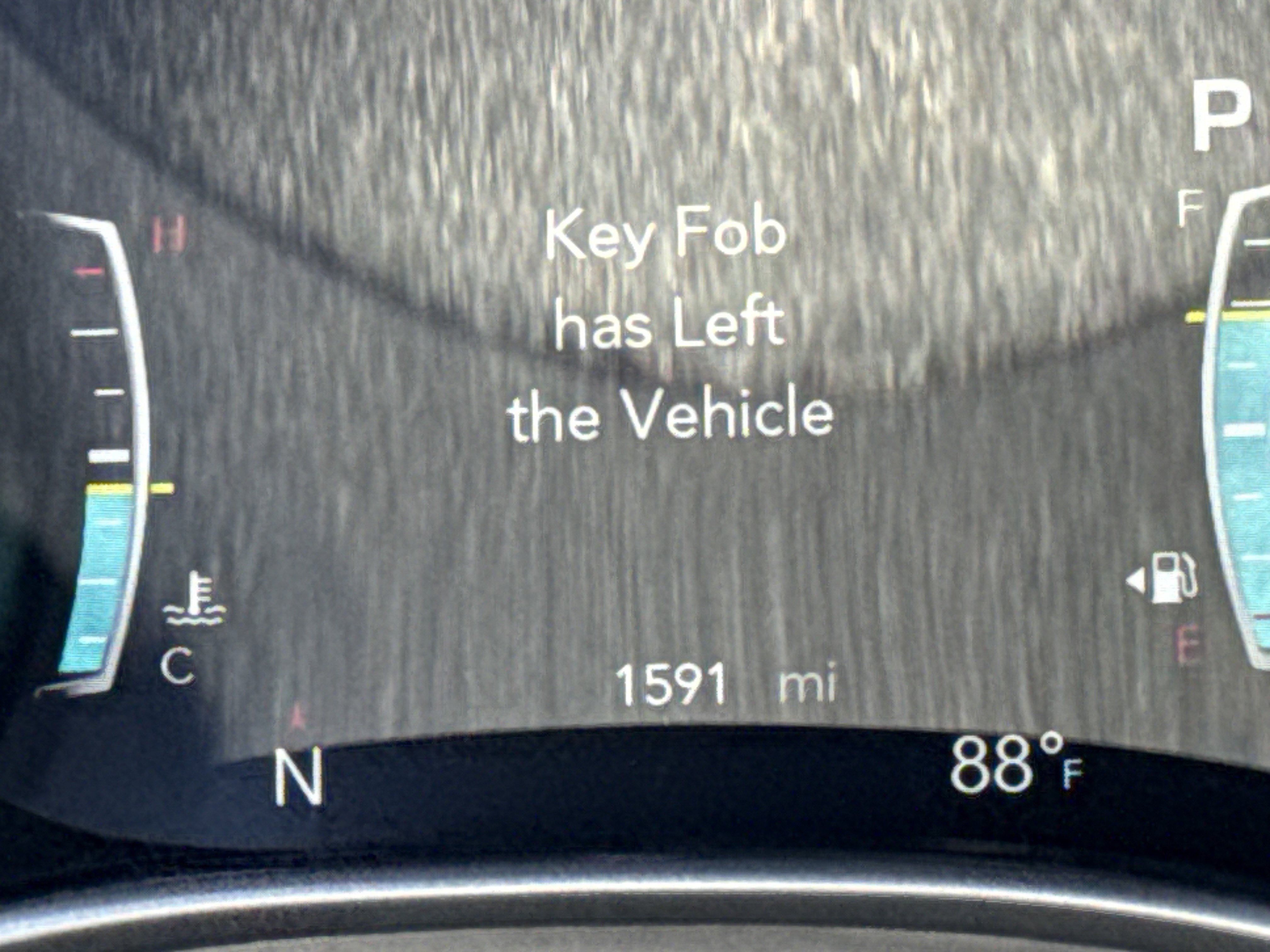 Used 2025 Chrysler Pacifica Select FWD image 20