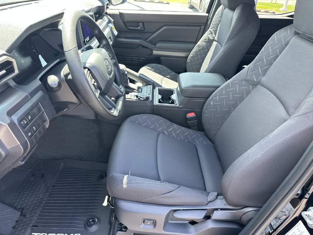New 2026 Toyota Tacoma SR5 AWD/4WD image 18