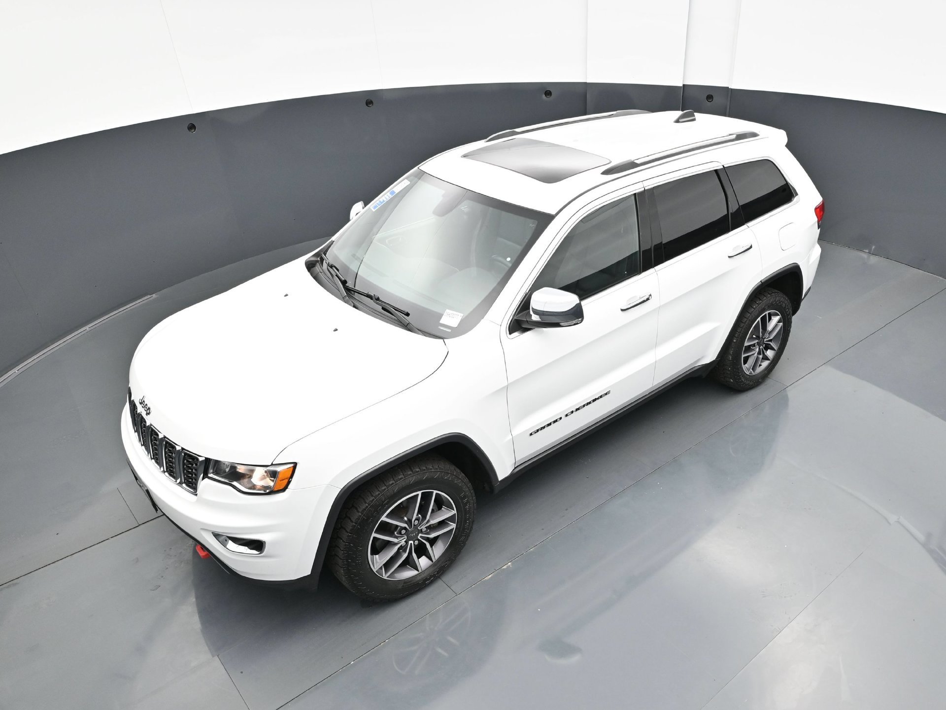 Used 2019 Jeep Grand Cherokee Limited w/ Trailer Tow Group IV AWD/4WD image 42