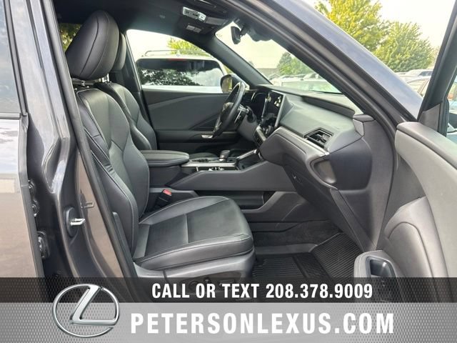 Used 2025 Lexus TX 350 AWD image 13