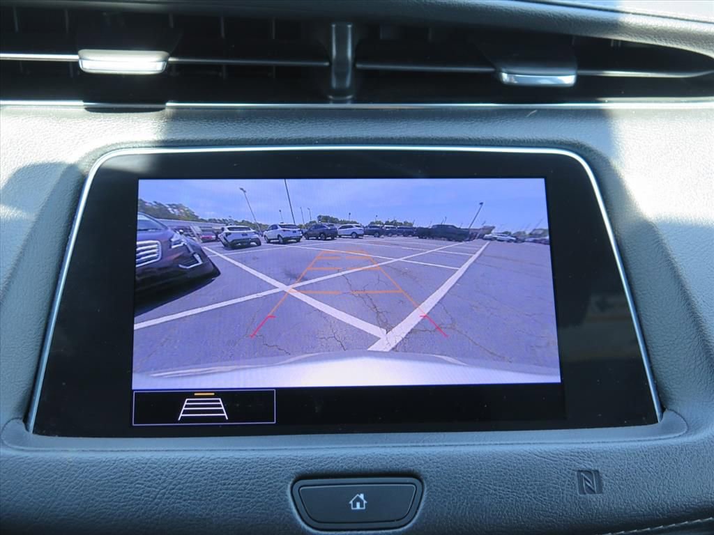 Used 2020 Cadillac XT4 Premium Luxury FWD image 18