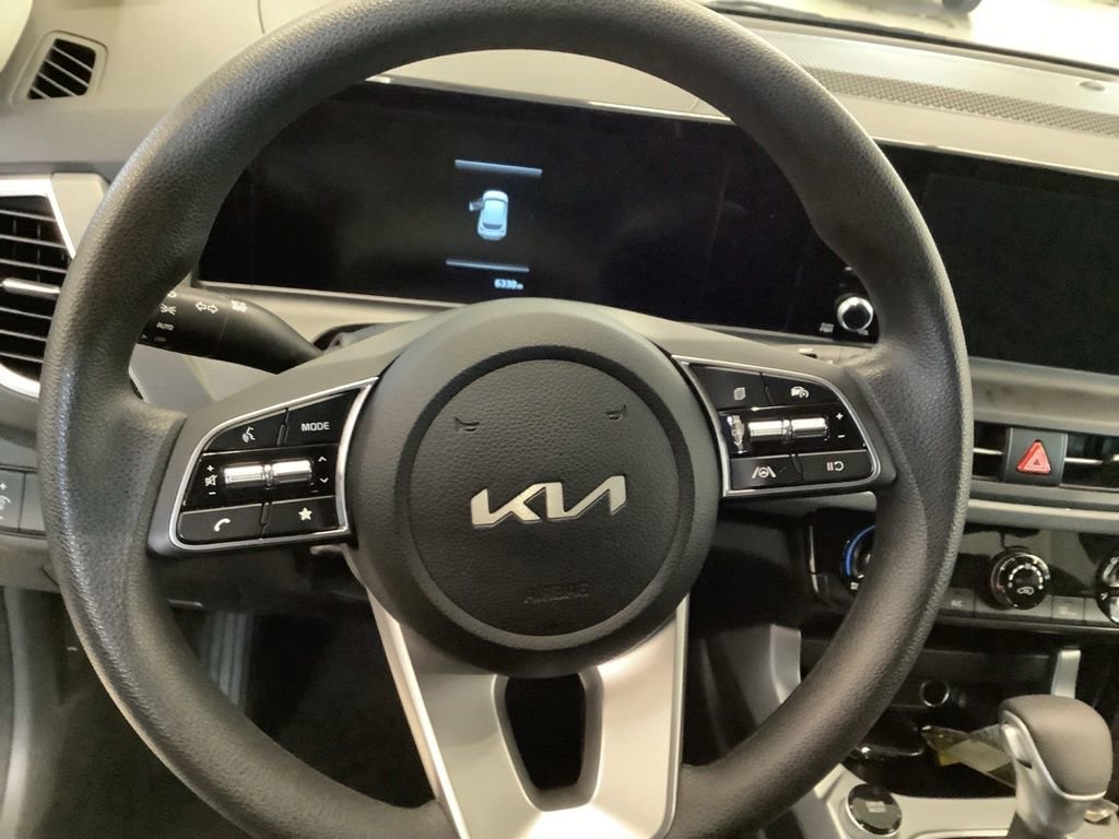 Certified 2025 Kia Seltos LX AWD/4WD image 8