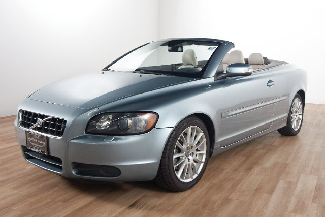 Used 2008 Volvo C70 T5 FWD image 6