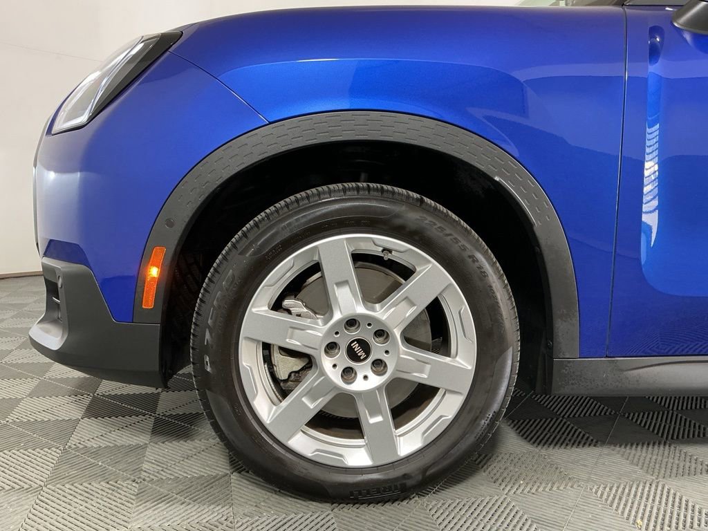 Certified 2025 MINI Cooper Countryman S w/ Comfort Package Max image 9