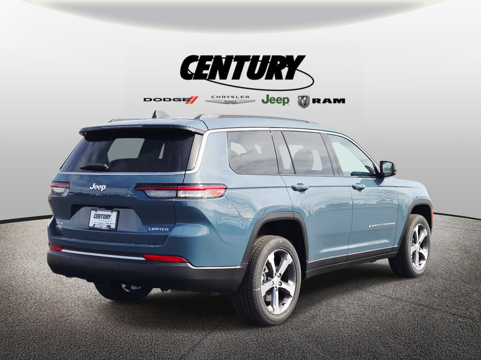 New 2026 Jeep Grand Cherokee L Limited AWD/4WD image 4